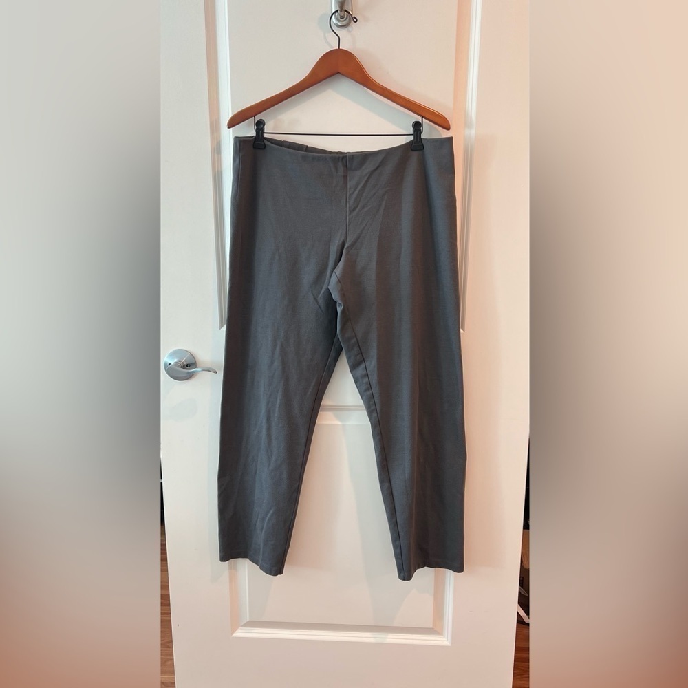 Eileen Fisher stretch pull on pants